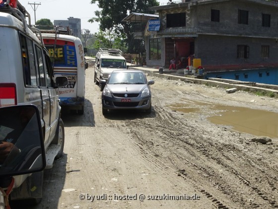 Andere Länder - andere Autos! Suzuki-Schappschüsse aus Nepal