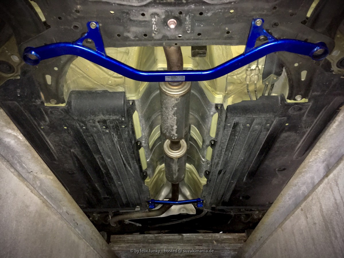 Cusco Power Brace Front& Rear suzukimania.de