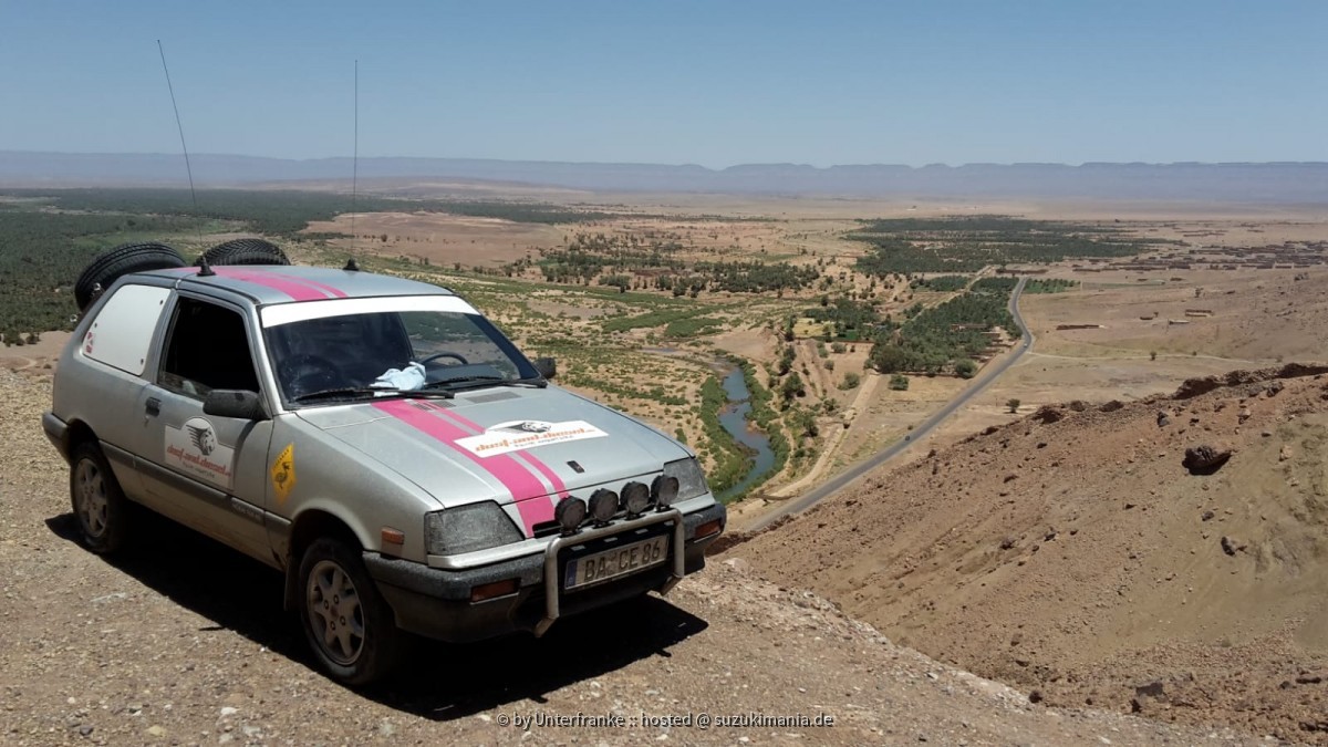 Rallye Swift in Zagora, Marokko