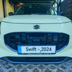 Die Fläche der fehlenden Nebelscheinwerfer ausgefüllt