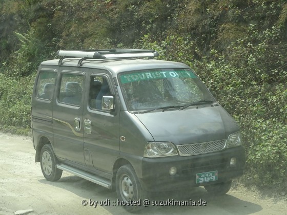 Andere Länder - andere Autos! Suzuki-Schappschüsse aus Nepal