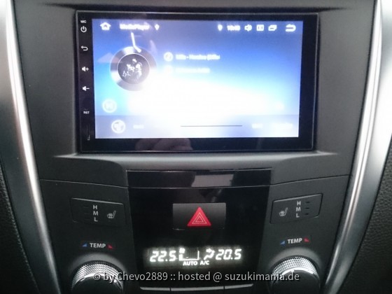 Kizashi Android Radio + OEM 2 DIN Blende